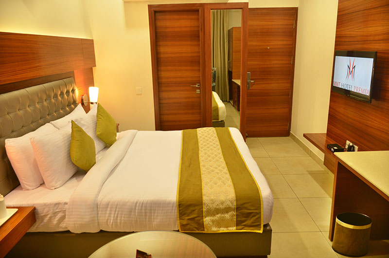 Mint Hotel Premia-Premium Room